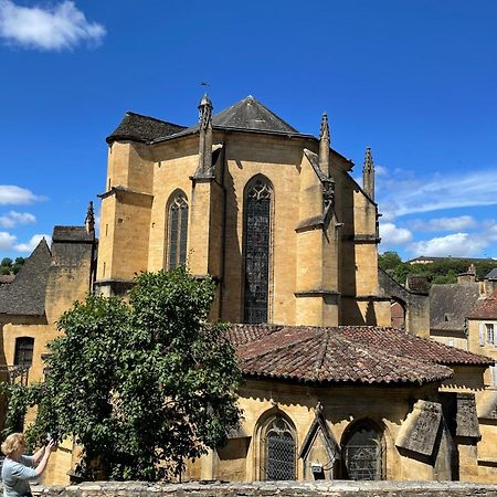 Au Coeur Du Centre Historique De Sarlat Sarlat-la-Canéda Exterior foto