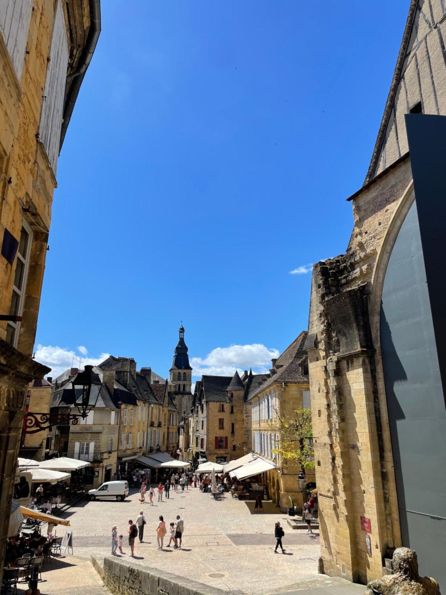 Au Coeur Du Centre Historique De Sarlat Sarlat-la-Canéda Exterior foto